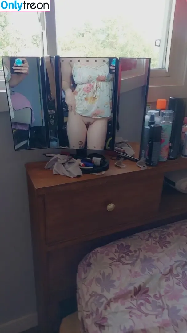 spoolionthenet nude photo #0036 (spoolionthenet)