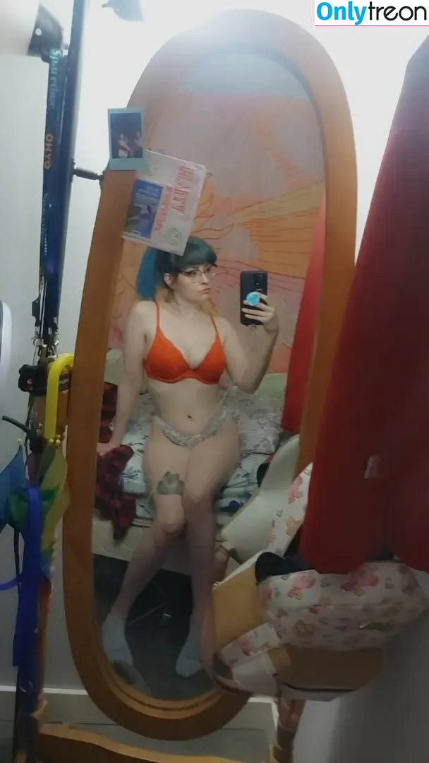 spoolionthenet nude photo #0037 (spoolionthenet)