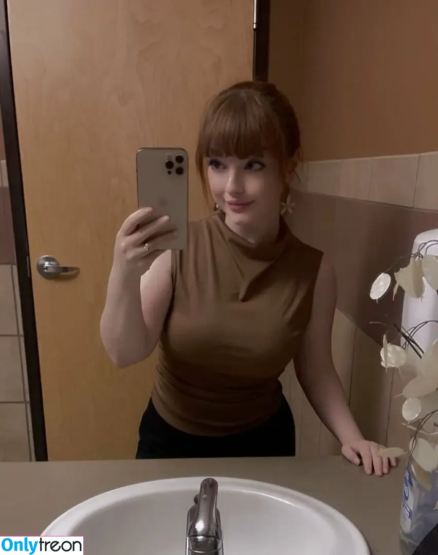 Sproutheals nude photo #0002 (Sproutheals)