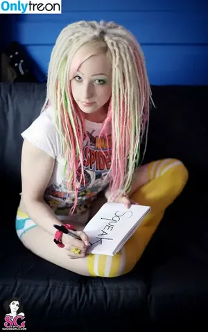 squeakmachine / Squeak Suicide nude photo #0001