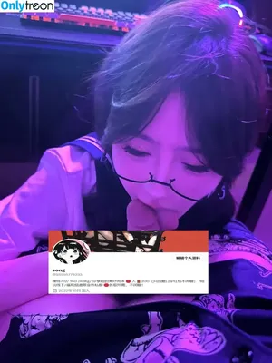 SS95577233 / SS95578233 / phoenix_peach / 入🚪私信只回复口令红包 фото голая #0013