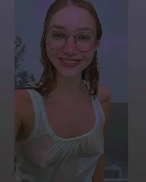 SSandia / sandialilibeth / sandysparrowgamer nude photo #0002