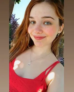 SSandia / sandialilibeth / sandysparrowgamer nude photo #0011