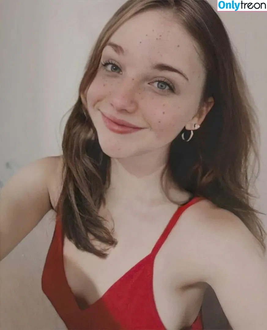 SSandia nude photo #0007 (sandialilibeth / sandysparrowgamer)