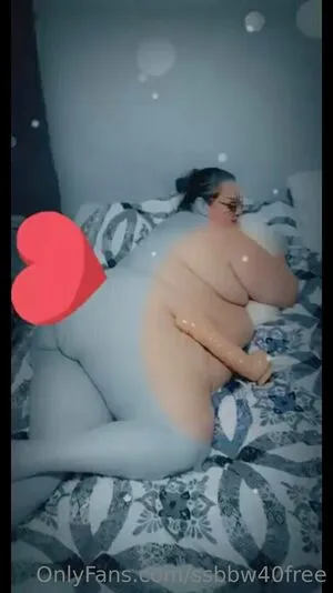 ssbbw40free / ssbbw4red20 nude photo #0047