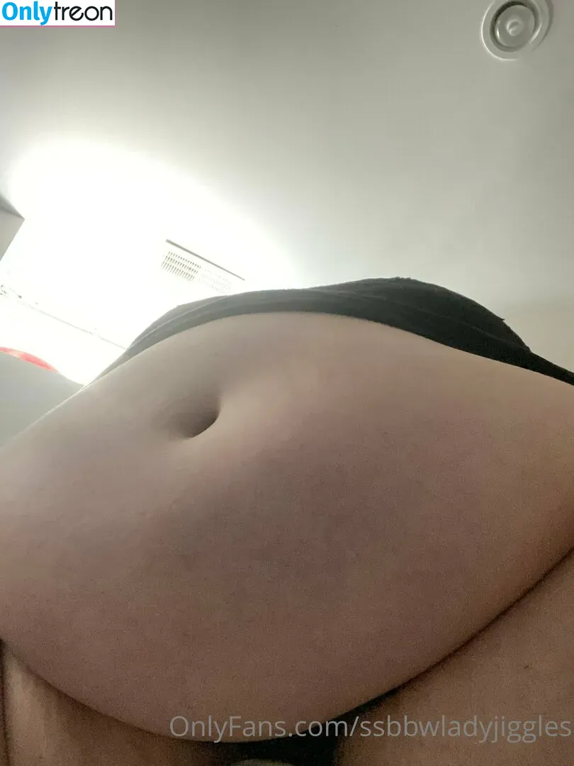 ssbbwladyjiggles nude photo #0072 (ssbbwladyjiggles)