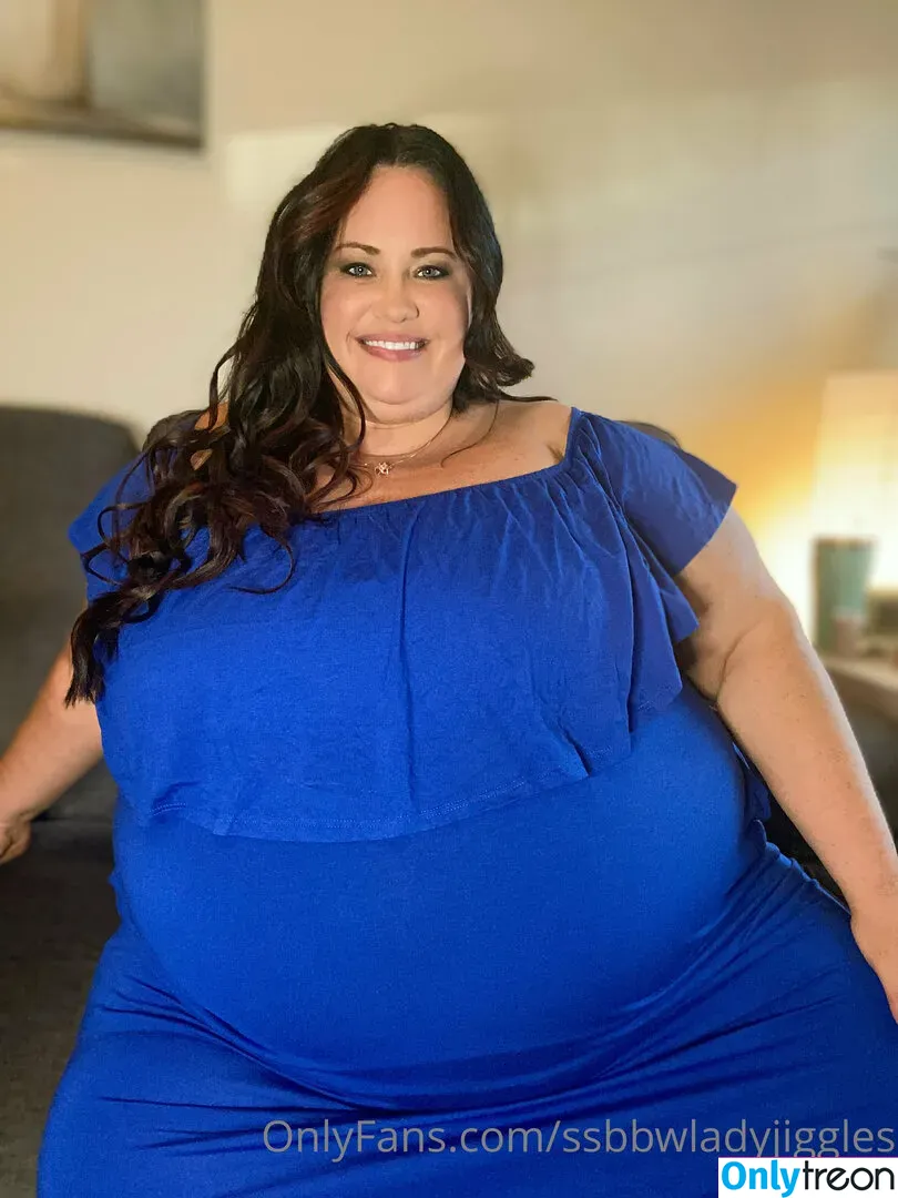 ssbbwladyjiggles nude photo #0232 (ssbbwladyjiggles)