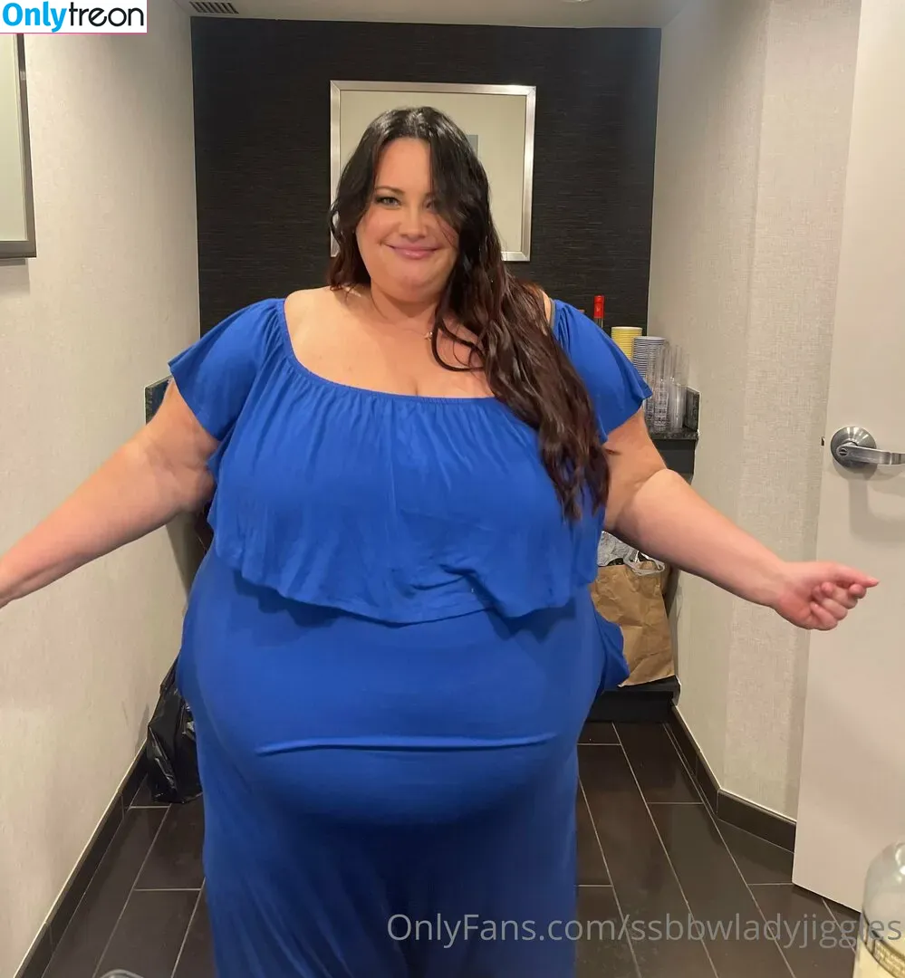 ssbbwladyjiggles nude photo #0233 (ssbbwladyjiggles)