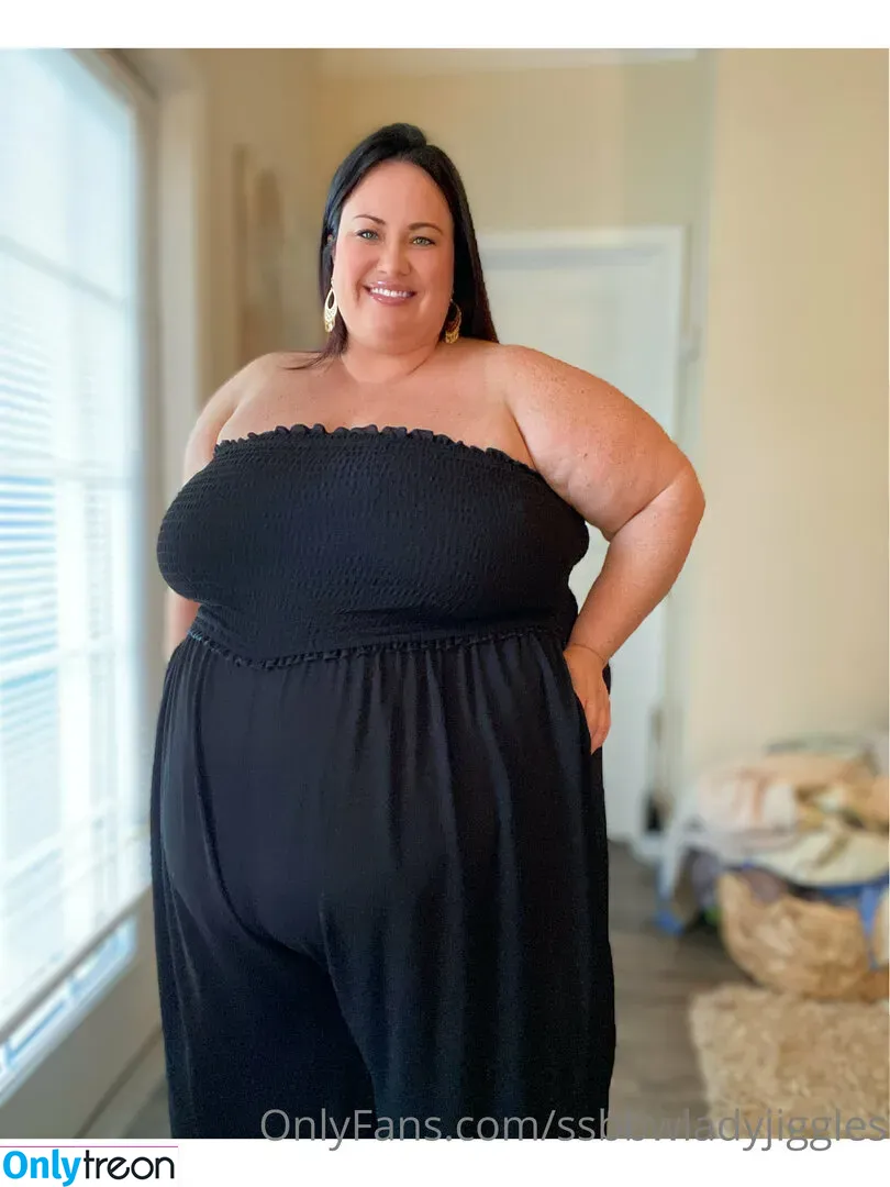 ssbbwladyjiggles nude photo #0240 (ssbbwladyjiggles)