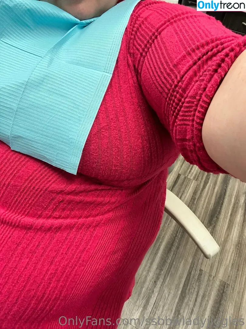 ssbbwladyjiggles nude photo #0395 (ssbbwladyjiggles)