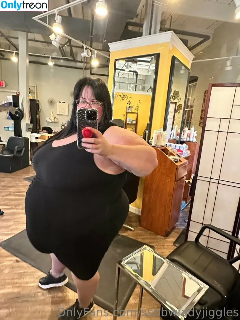 ssbbwladyjiggles голая photo #0406 (ssbbwladyjiggles)