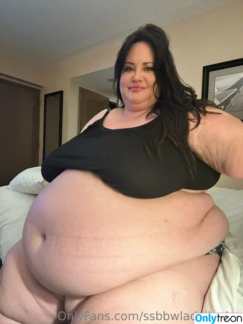 ssbbwladyjiggles nude photo #0430 (ssbbwladyjiggles)