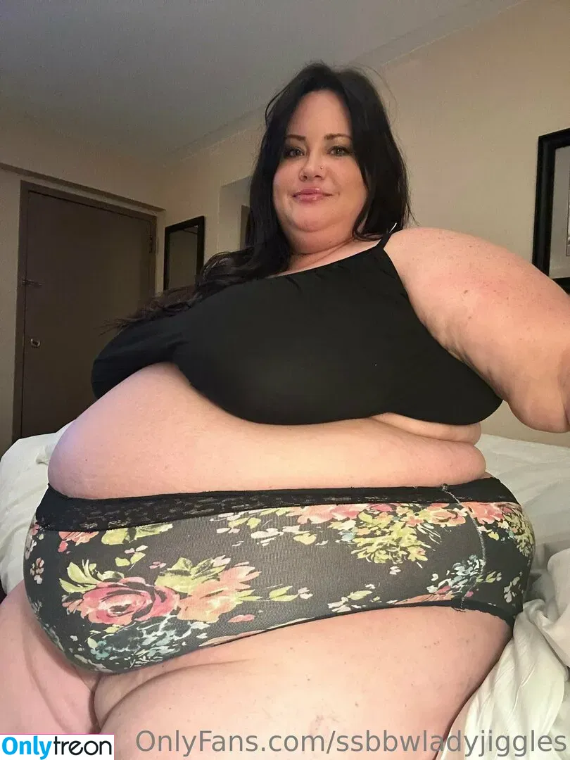 ssbbwladyjiggles nude photo #0431 (ssbbwladyjiggles)
