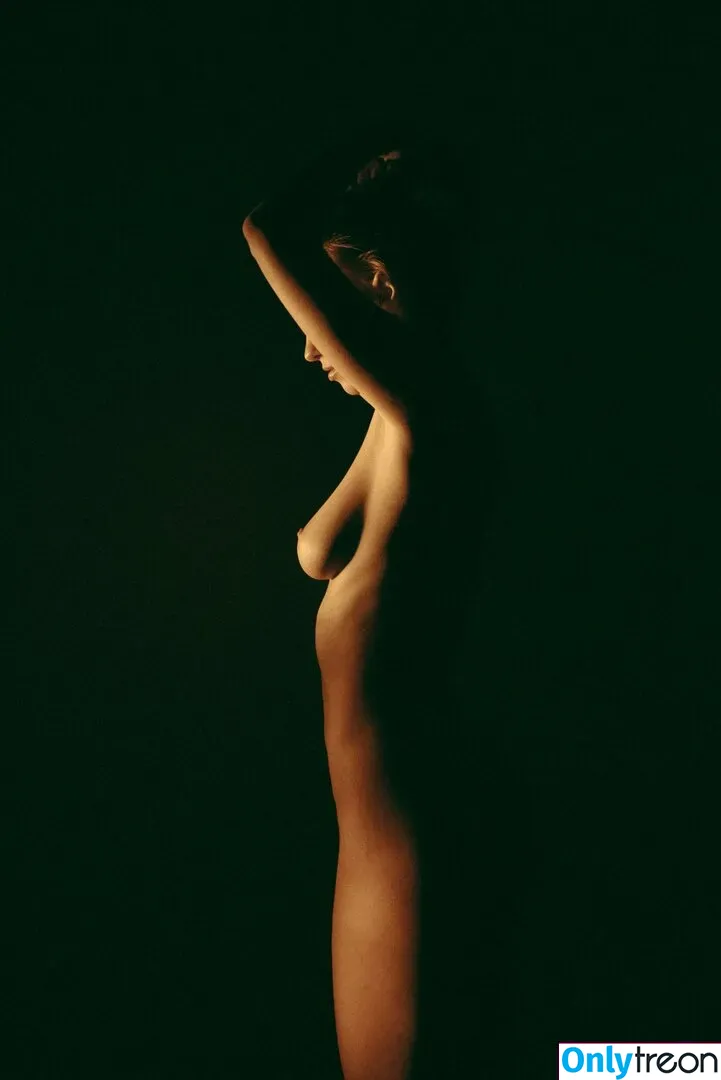 Ssonyashnyk голая photo #0005 (bodyaesthetics)