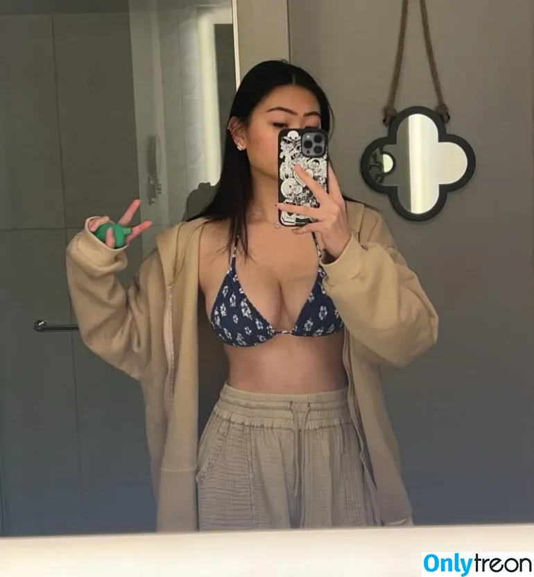 Ssophiali nude photo #0012 (Ssophiali)
