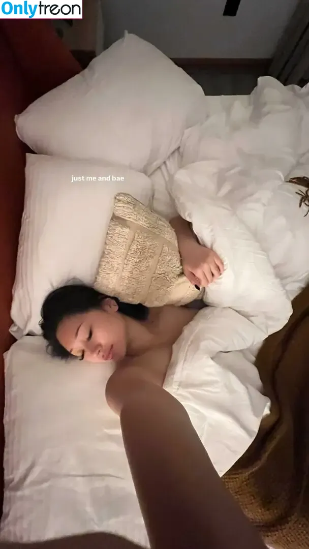 Ssophiali nude photo #0018 (Ssophiali)