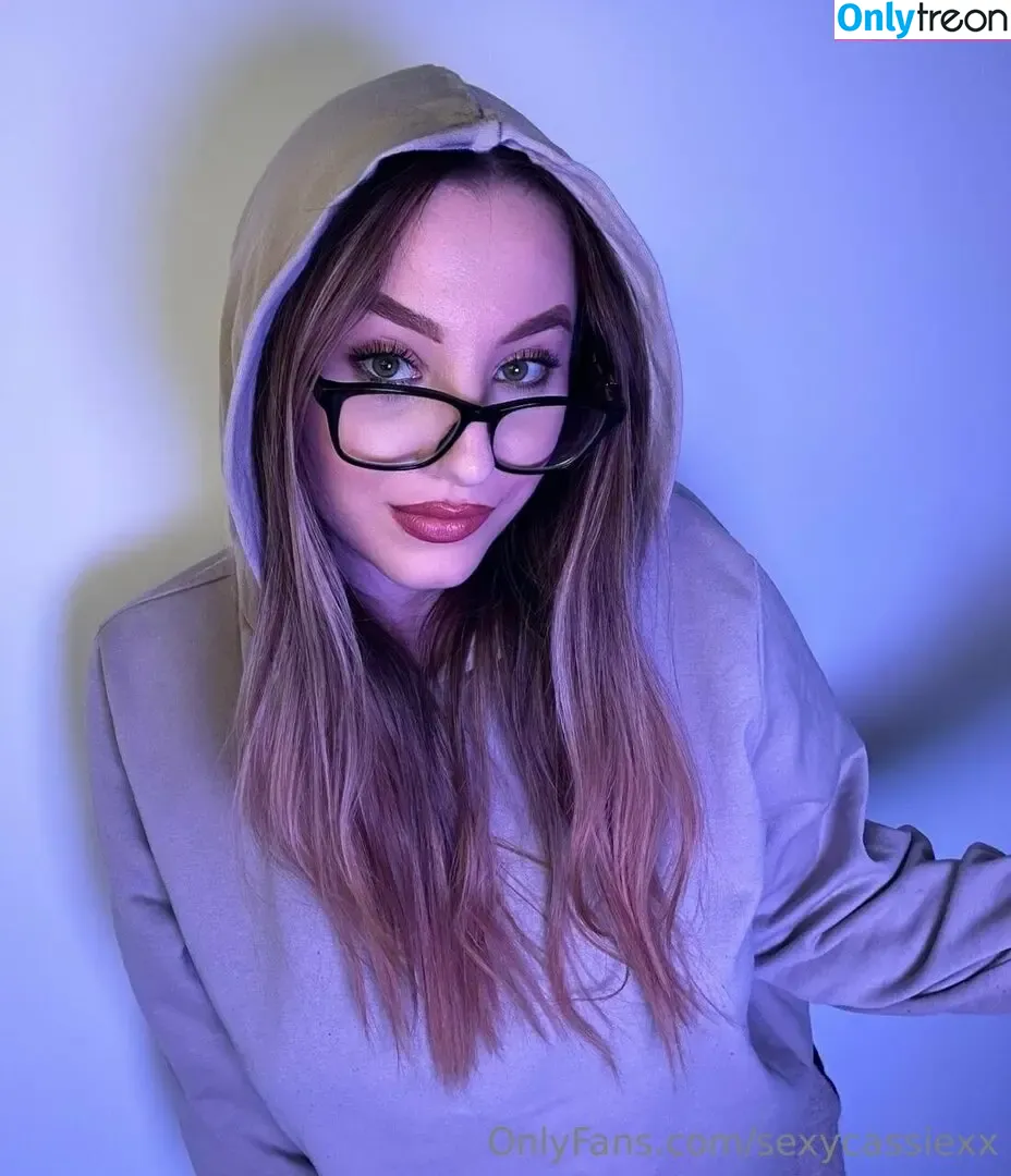 sssexycassieee nude photo #0026 (cassieee.ss)