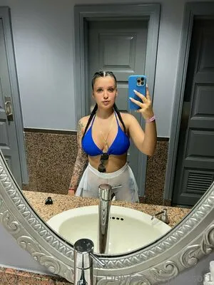 sssof1 / _so_low_lolo_ nude photo #0006