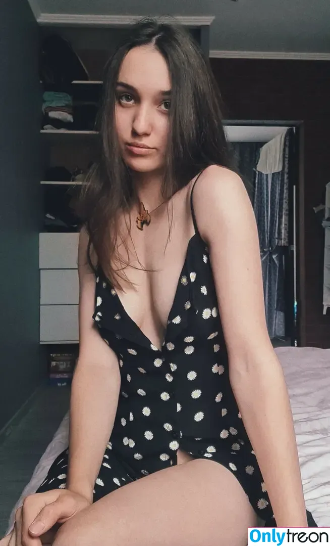 sssonettt nude photo #0055 (sssonettt)