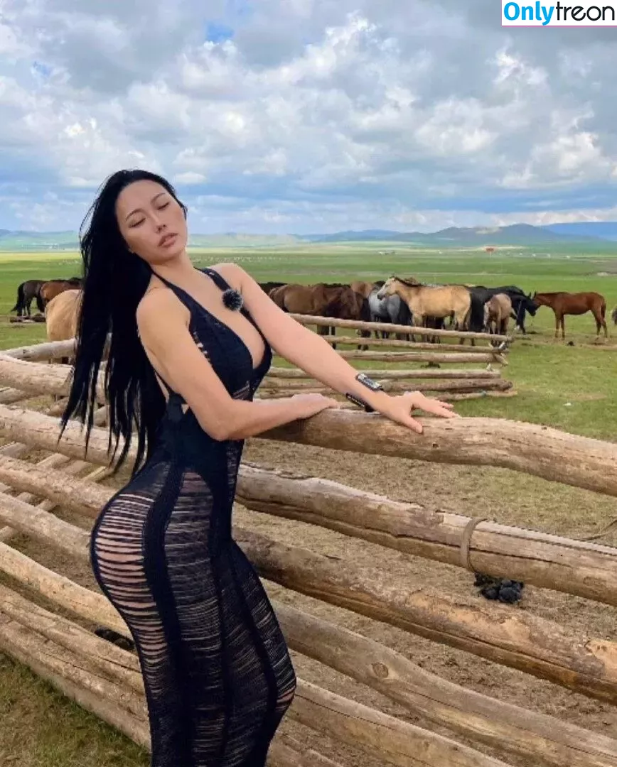 Ssun Biki голая photo #0044 (ssunbiki)