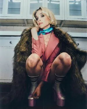 St Vincent / Annie Erin Clark / muddaub / st_vincent nude photo #0022