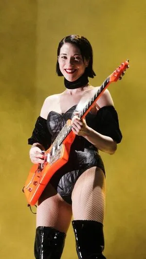 St Vincent / Annie Erin Clark / muddaub / st_vincent nude photo #0024