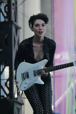 St Vincent / Annie Erin Clark / muddaub / st_vincent nude photo #0025
