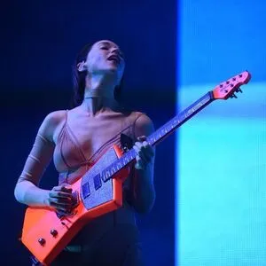 St Vincent / Annie Erin Clark / muddaub / st_vincent nude photo #0039