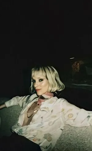 St Vincent / Annie Erin Clark / muddaub / st_vincent nude photo #0052