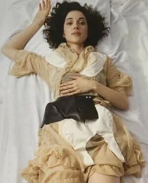 St Vincent / Annie Erin Clark / muddaub / st_vincent nude photo #0054