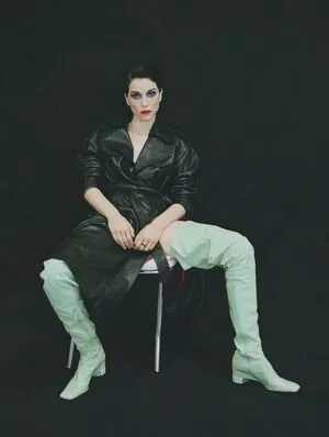 St Vincent / Annie Erin Clark / muddaub / st_vincent nude photo #0097