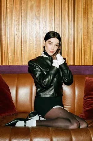 St Vincent / Annie Erin Clark / muddaub / st_vincent nude photo #0098