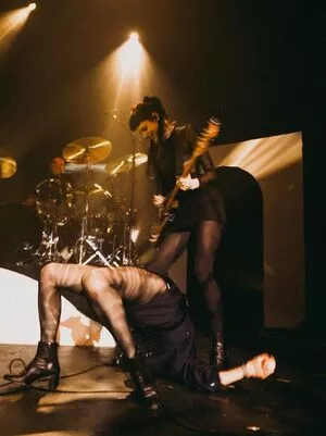 St Vincent / Annie Erin Clark / muddaub / st_vincent nude photo #0102