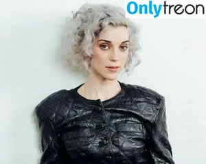 St Vincent / Annie Erin Clark / muddaub / st_vincent nude photo #0200