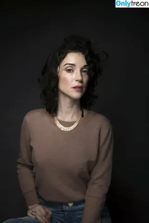 St Vincent / Annie Erin Clark / muddaub / st_vincent nude photo #0207