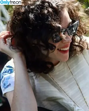 St Vincent / Annie Erin Clark / muddaub / st_vincent nude photo #0208