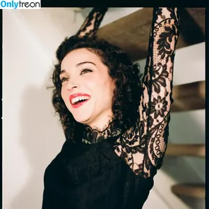 St Vincent / Annie Erin Clark / muddaub / st_vincent nude photo #0225
