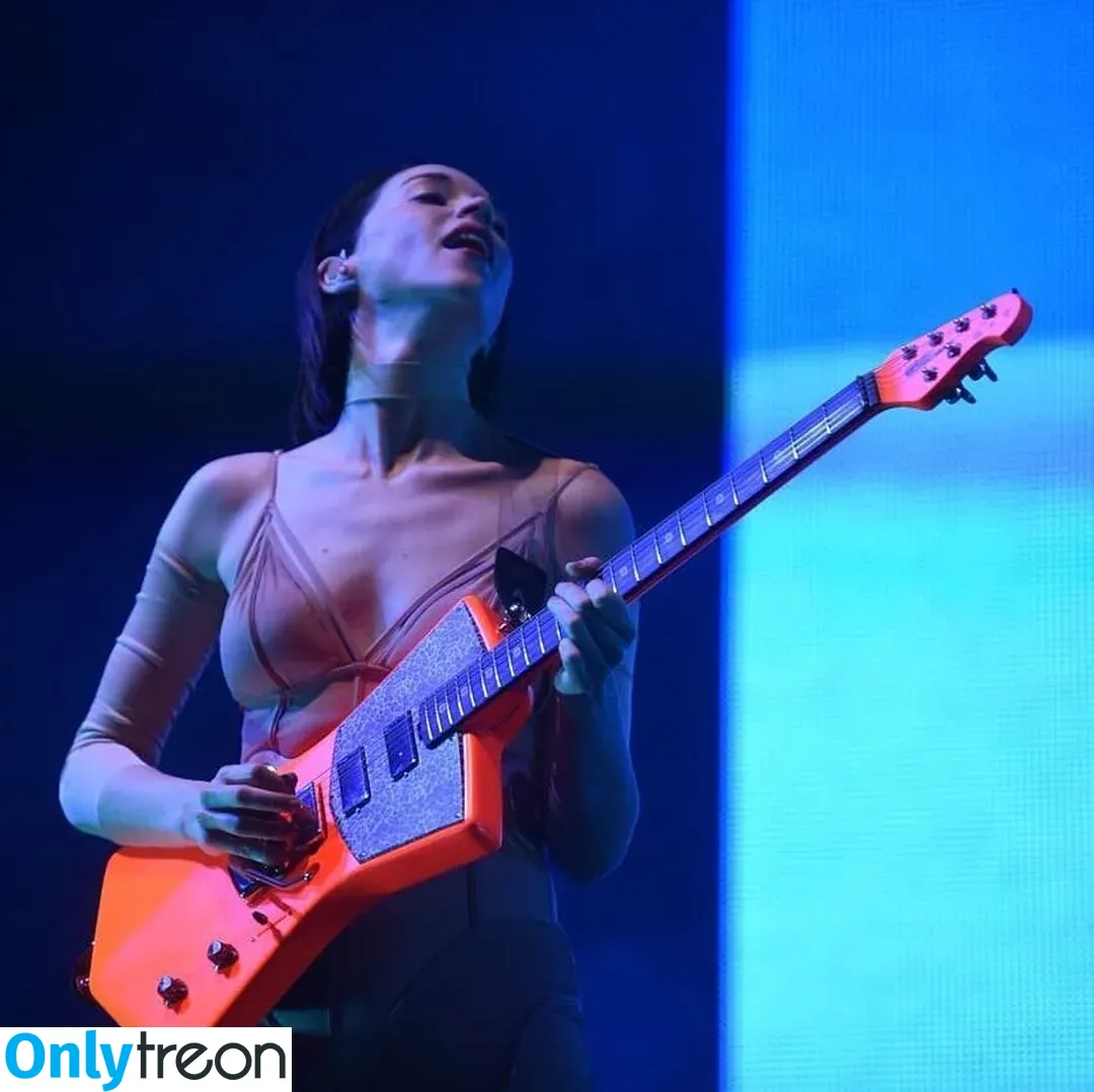 St Vincent nude photo #0039 (Annie Erin Clark / muddaub / st_vincent)