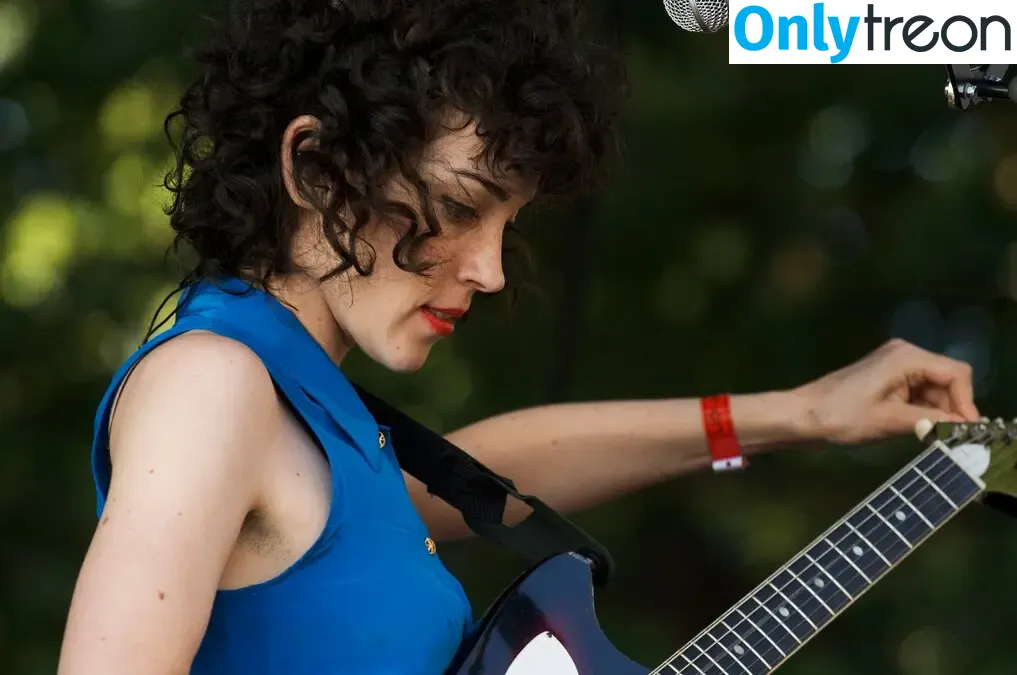 St Vincent nude photo #0226 (Annie Erin Clark / muddaub / st_vincent)
