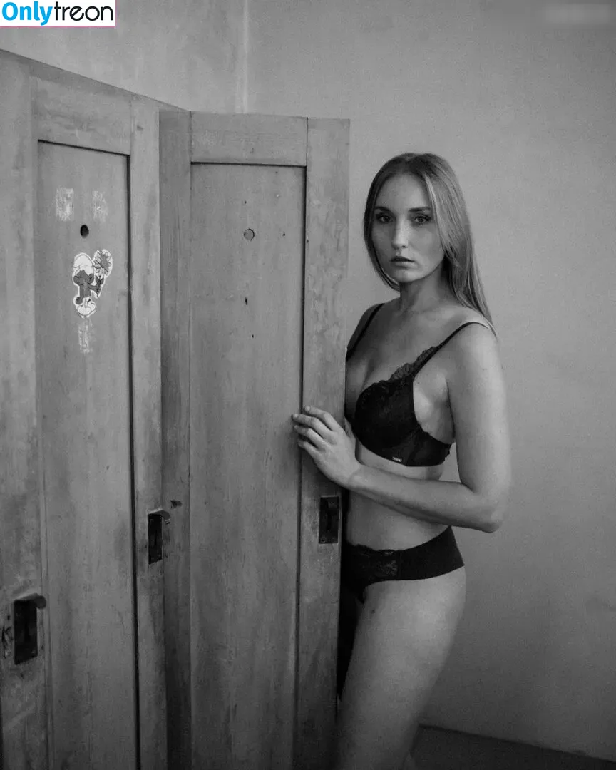 Sta.larissa.offical голая photo #0008 (Sta.larissa.offical)