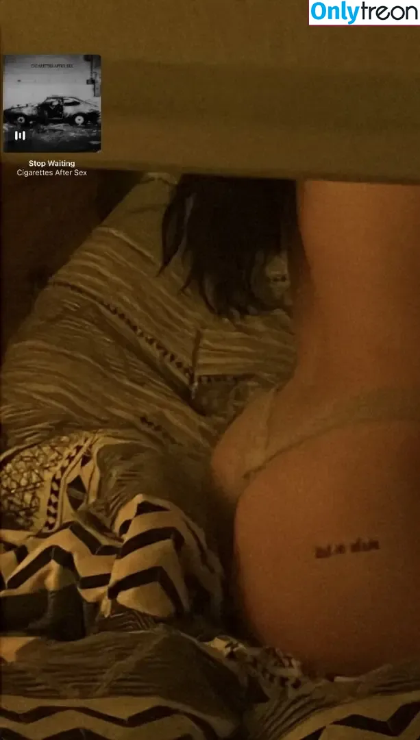stablmao nude photo #0001 (sarahfuckingsnyder)