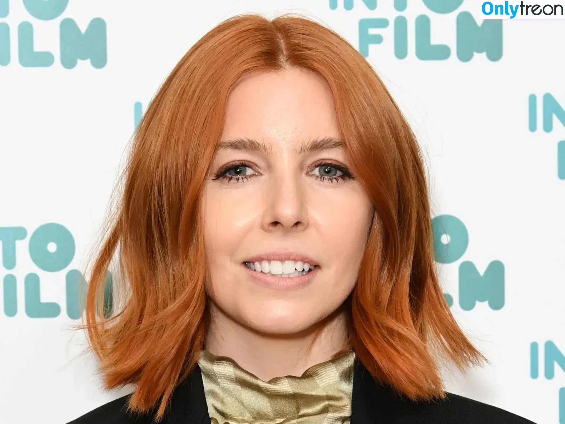 Stacey Dooley nude photo #0048 (sjdooley)