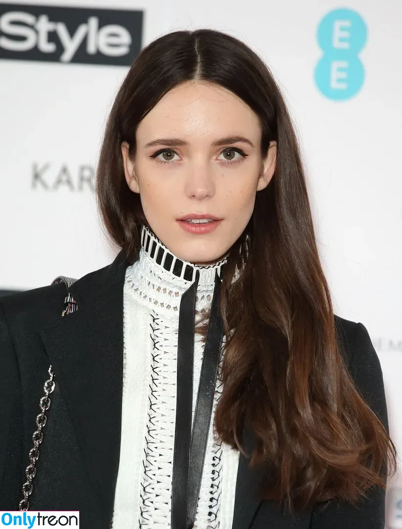 Stacy Martin голая photo #0012 (_stacymartin)