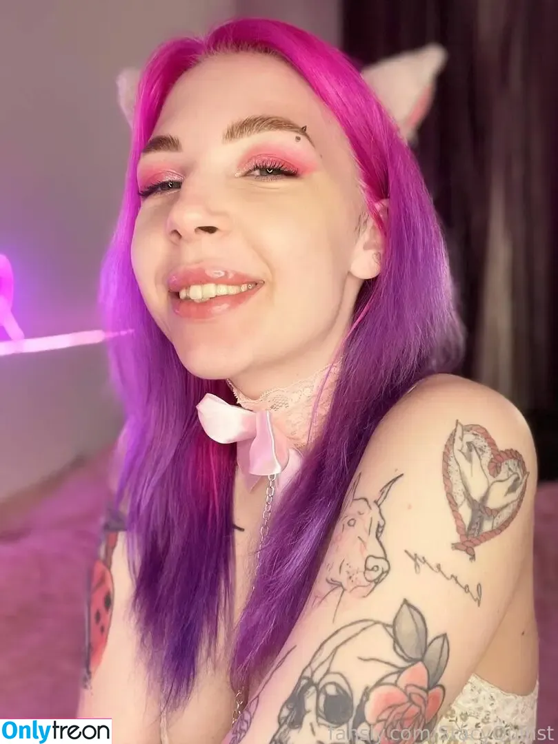 StacyQuinst nude photo #0028 (stacy_quinst)