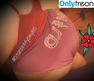 Starsinmysky85 / MissMandy nude photo #0010