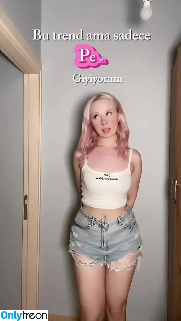stassianova nude photo #0008 (Anna / stassialovee)