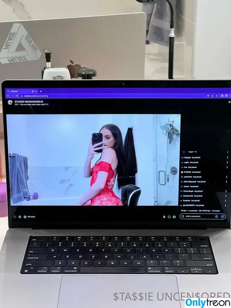 stassieuncensored голая photo #0001 (stassiebaby)