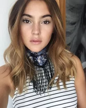 Stefanie Giesinger / stefaniegiesinger / steffigiesinger фото голая #0213