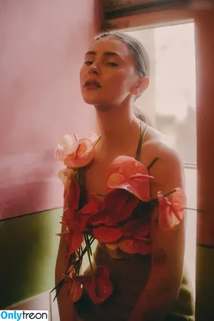 Stefanie Giesinger / stefaniegiesinger / steffigiesinger фото голая #0498