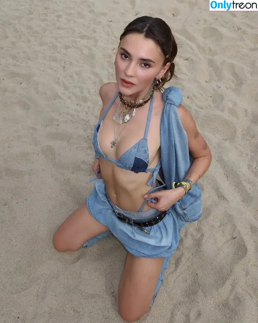 Stefanie Giesinger голая photo #0507 (stefaniegiesinger / steffigiesinger)